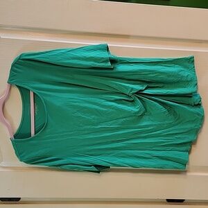 INVESTMENTS ESSENTIALS GREEN BLOUSE